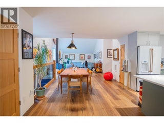 4037 Santa Road. Scotch Creek, British Columbia