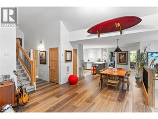 4037 Santa Road. Scotch Creek, British Columbia