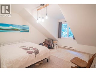 4037 Santa Road. Scotch Creek, British Columbia