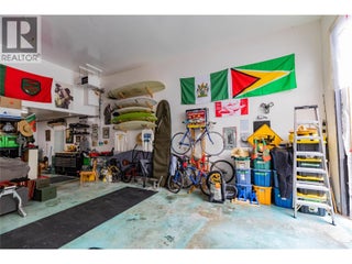 4037 Santa Road. Scotch Creek, British Columbia