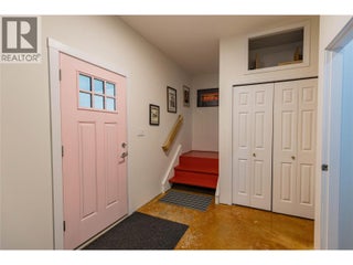 4037 Santa Road. Scotch Creek, British Columbia