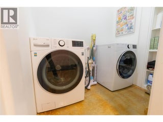 4037 Santa Road. Scotch Creek, British Columbia