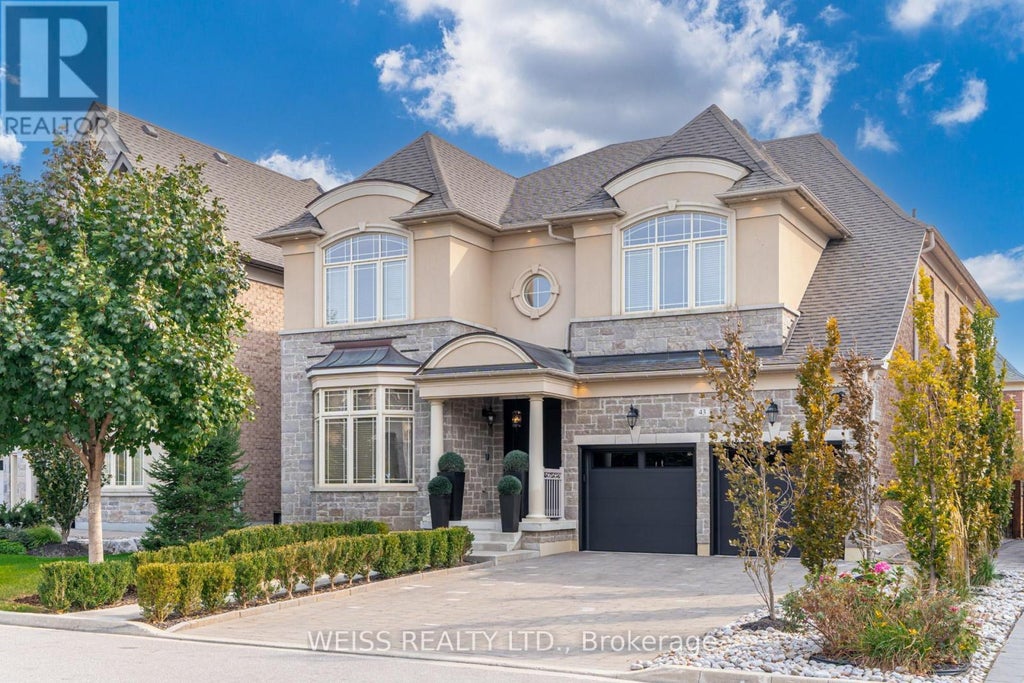 43 Chesney Crescent, Vaughan (kleinburg)