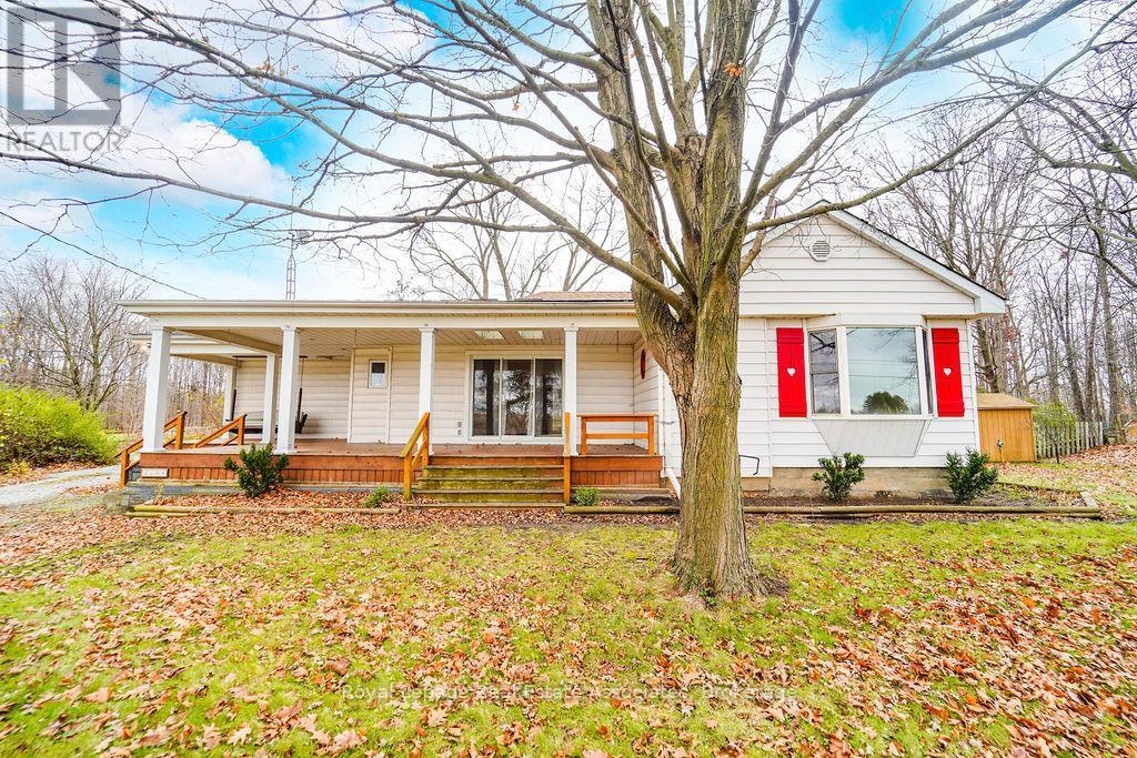 3364 Burnhamthorpe Road W, Oakville (oa Rural Oakville)