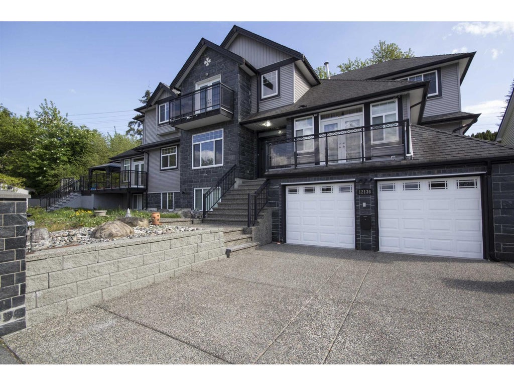 12136 100a Avenue, Surrey