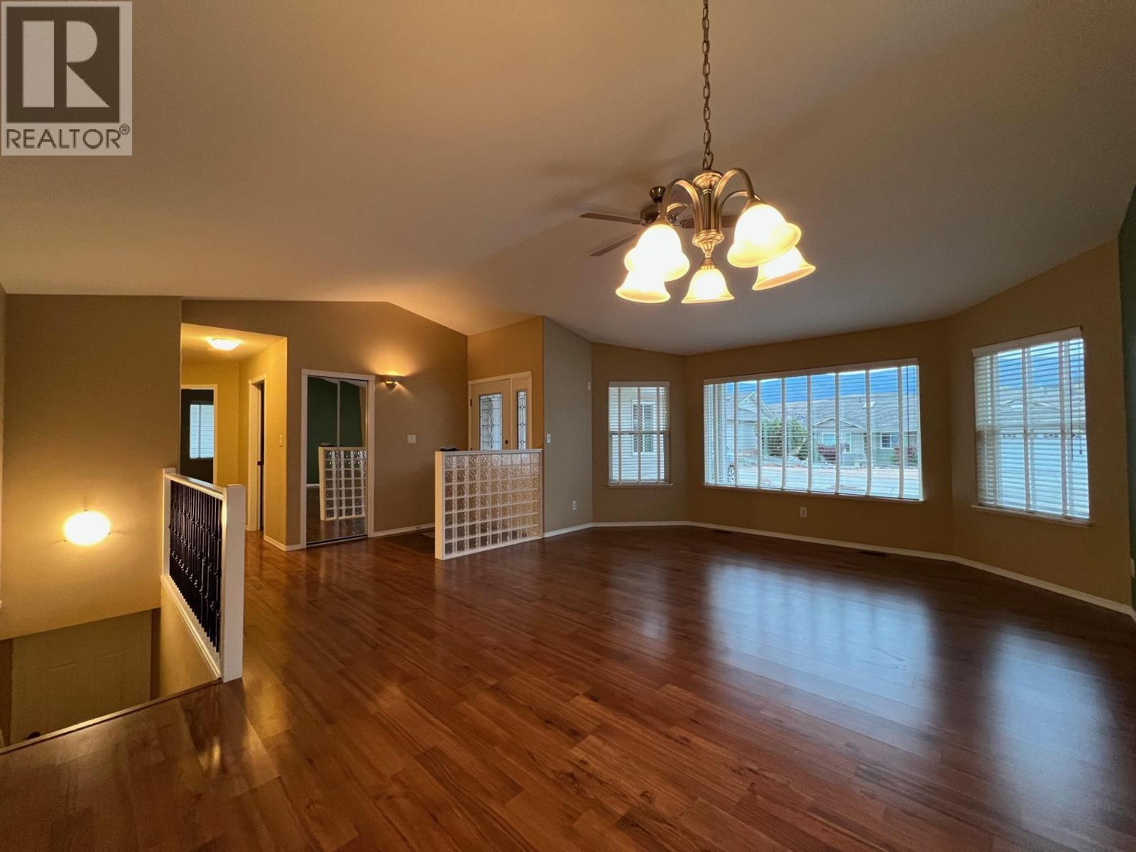 430 4 Street. Vernon, British Columbia