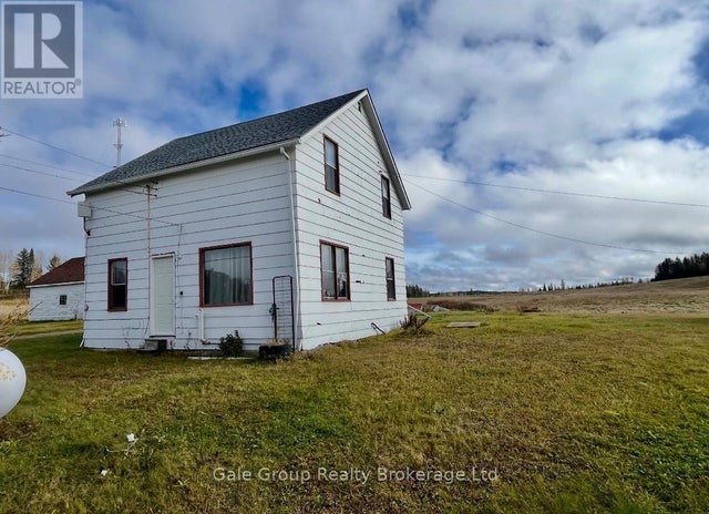 2541 Highway 105 Highway, Kenora