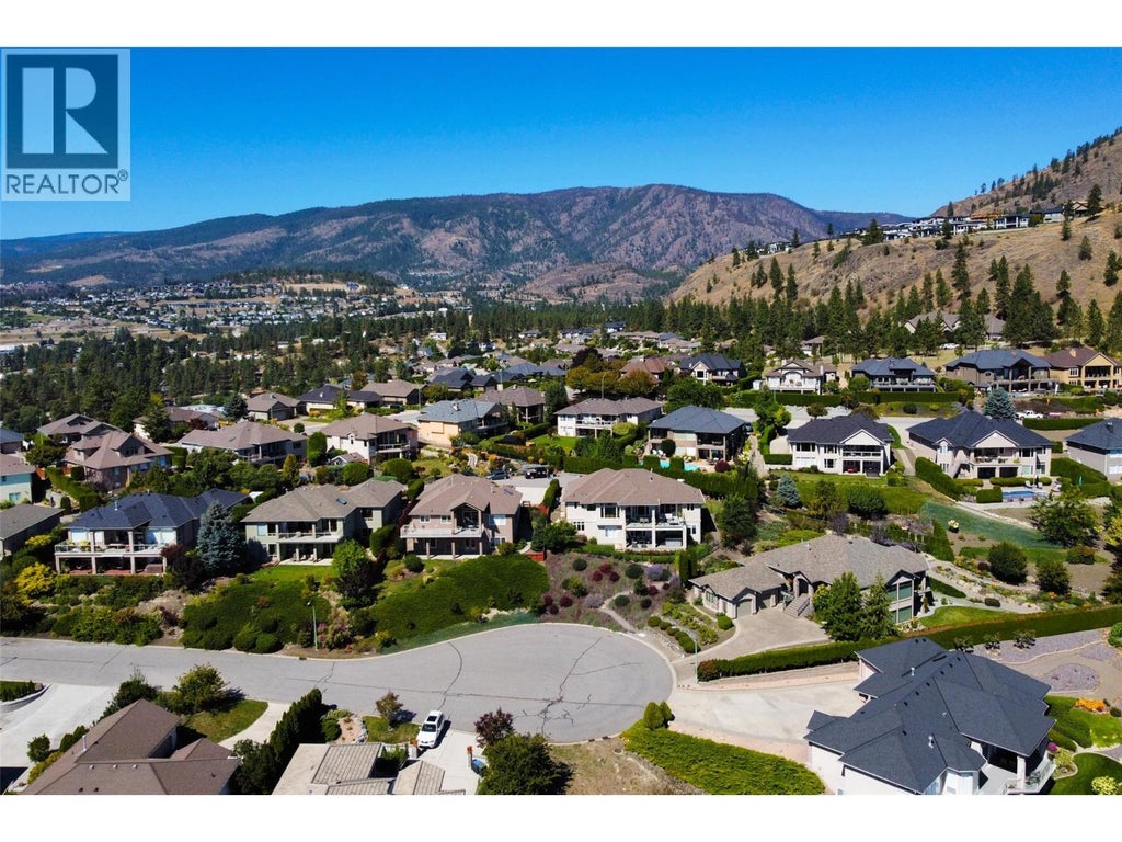 1608 Braeburn Court, West Kelowna