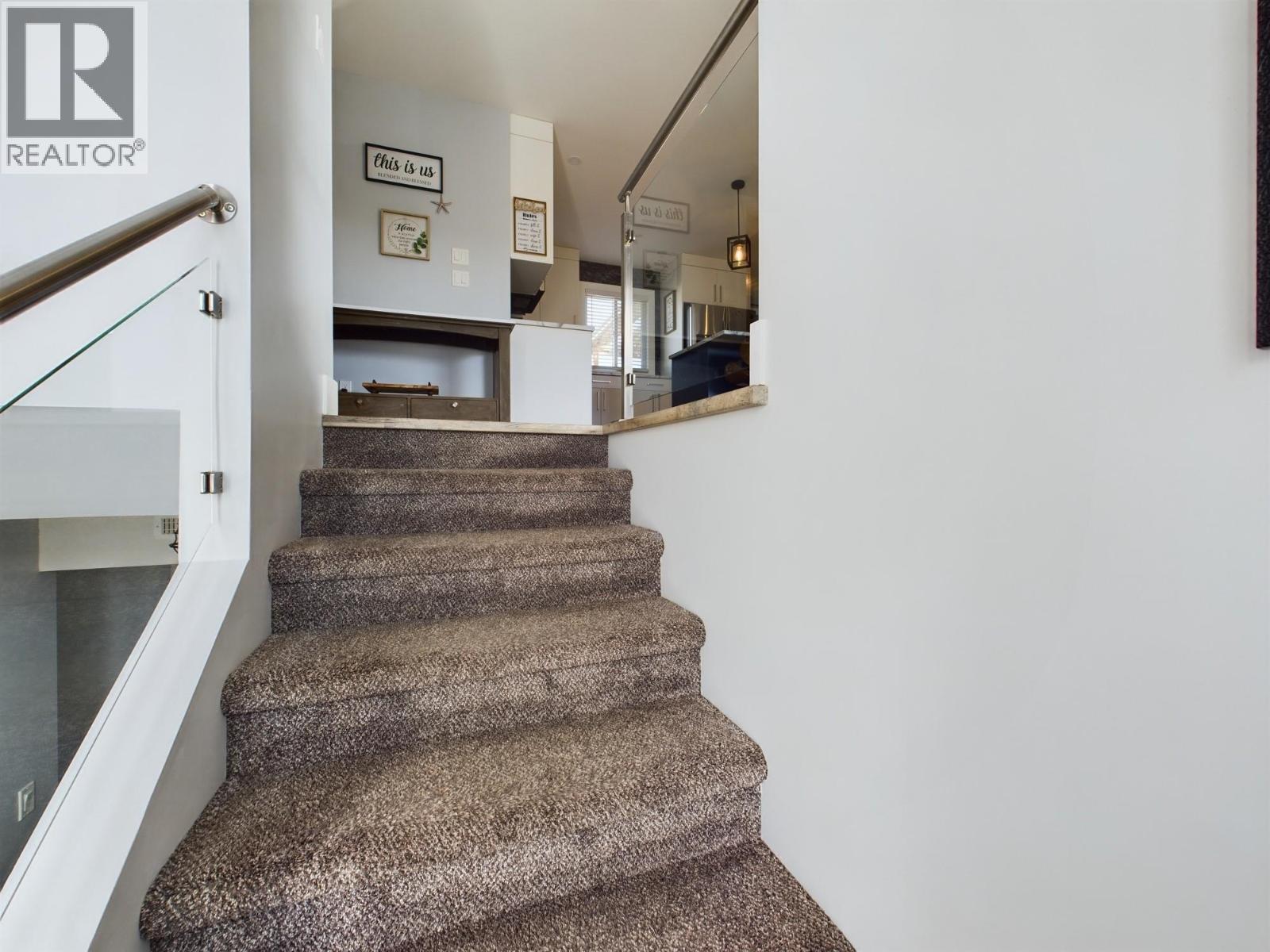 17 Santa Rosa Place. Osoyoos, British Columbia