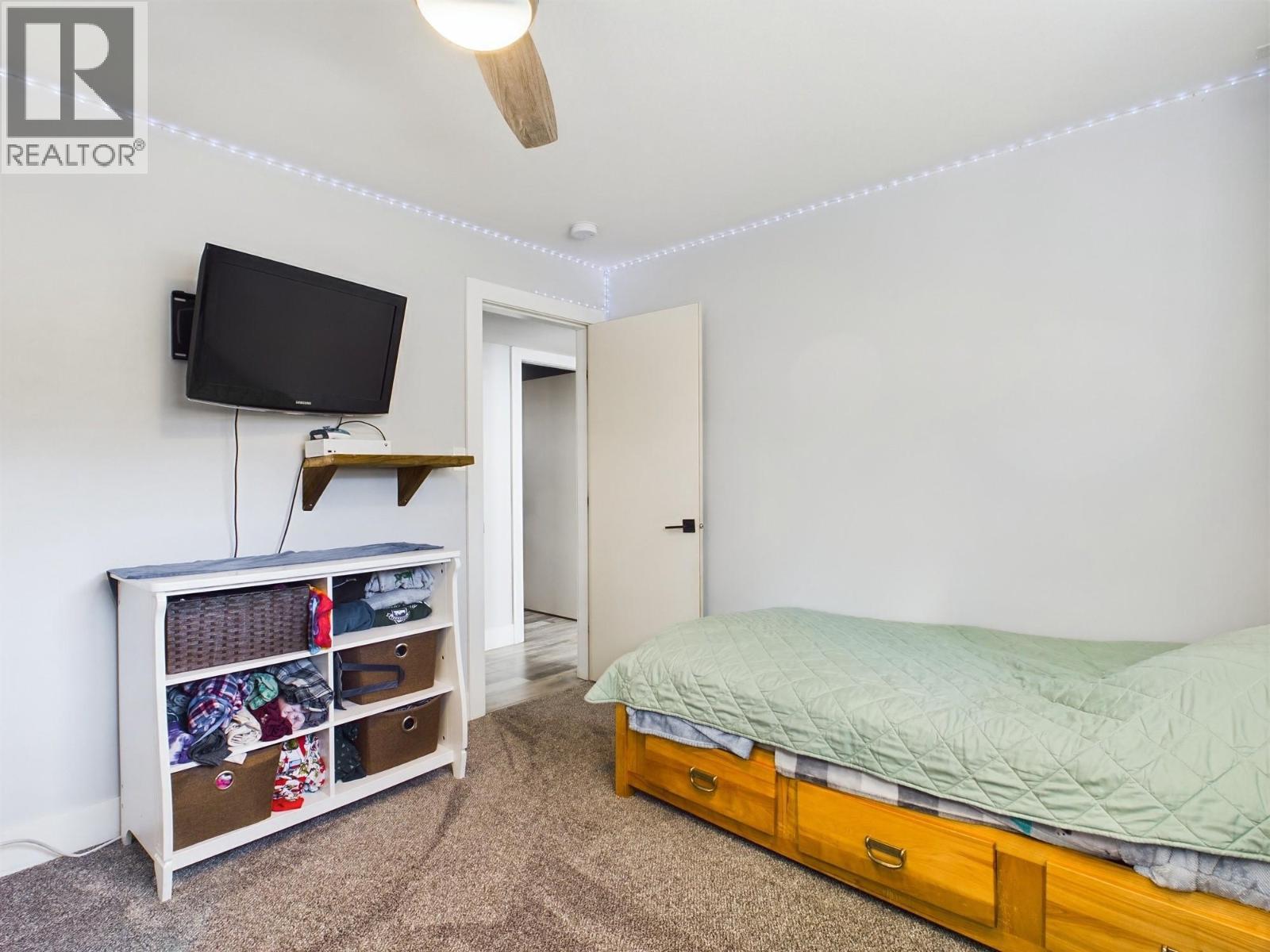 17 Santa Rosa Place. Osoyoos, British Columbia