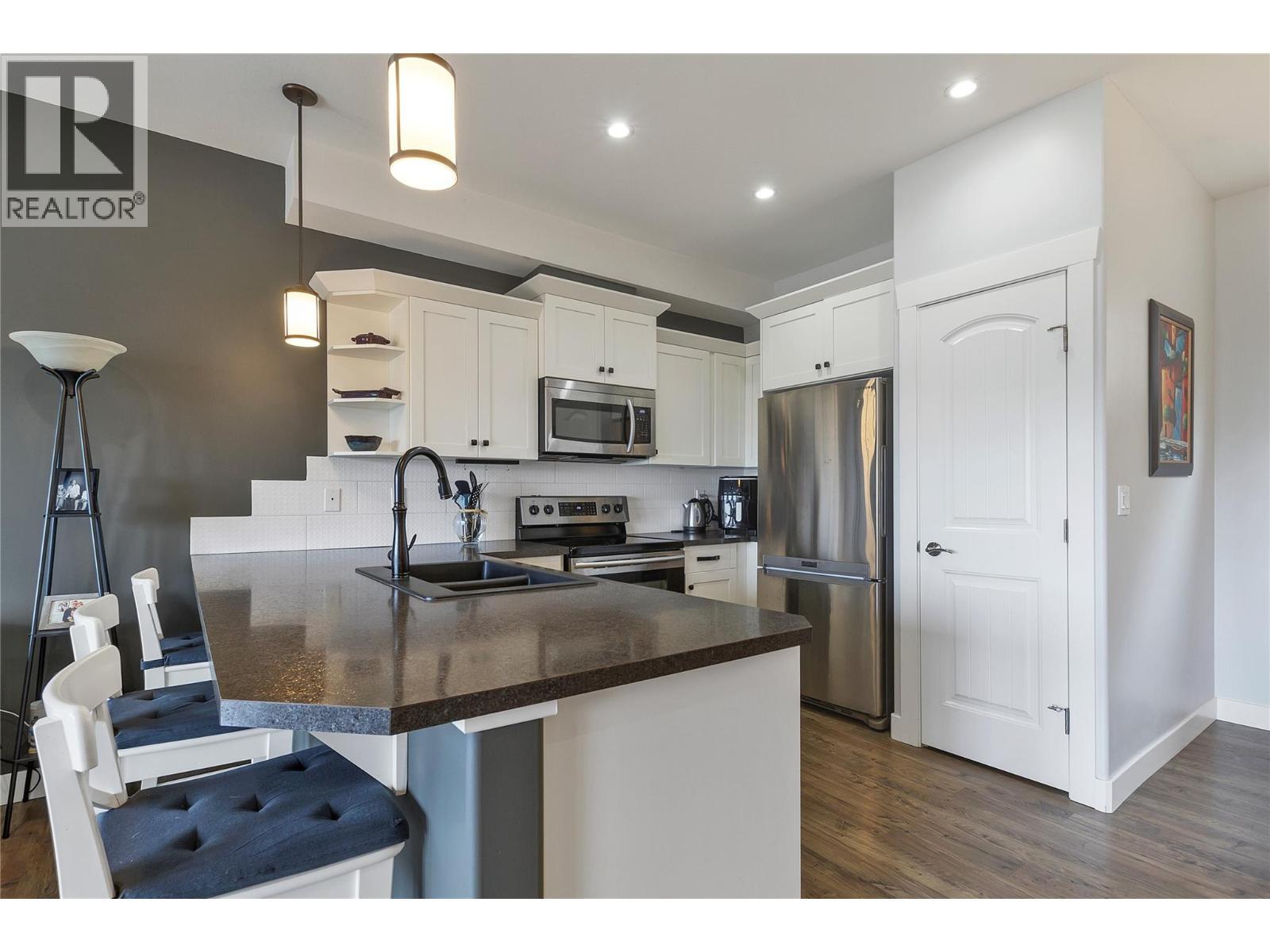 1040 Mt.revelstoke Place Unit# 29. Vernon, British Columbia