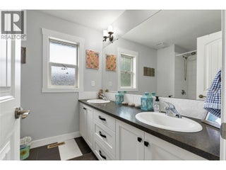 1040 Mt.revelstoke Place Unit# 29. Vernon, British Columbia