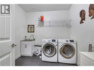 1040 Mt.revelstoke Place Unit# 29. Vernon, British Columbia