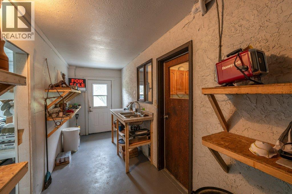 294 Road 18 Road. Oliver, British Columbia