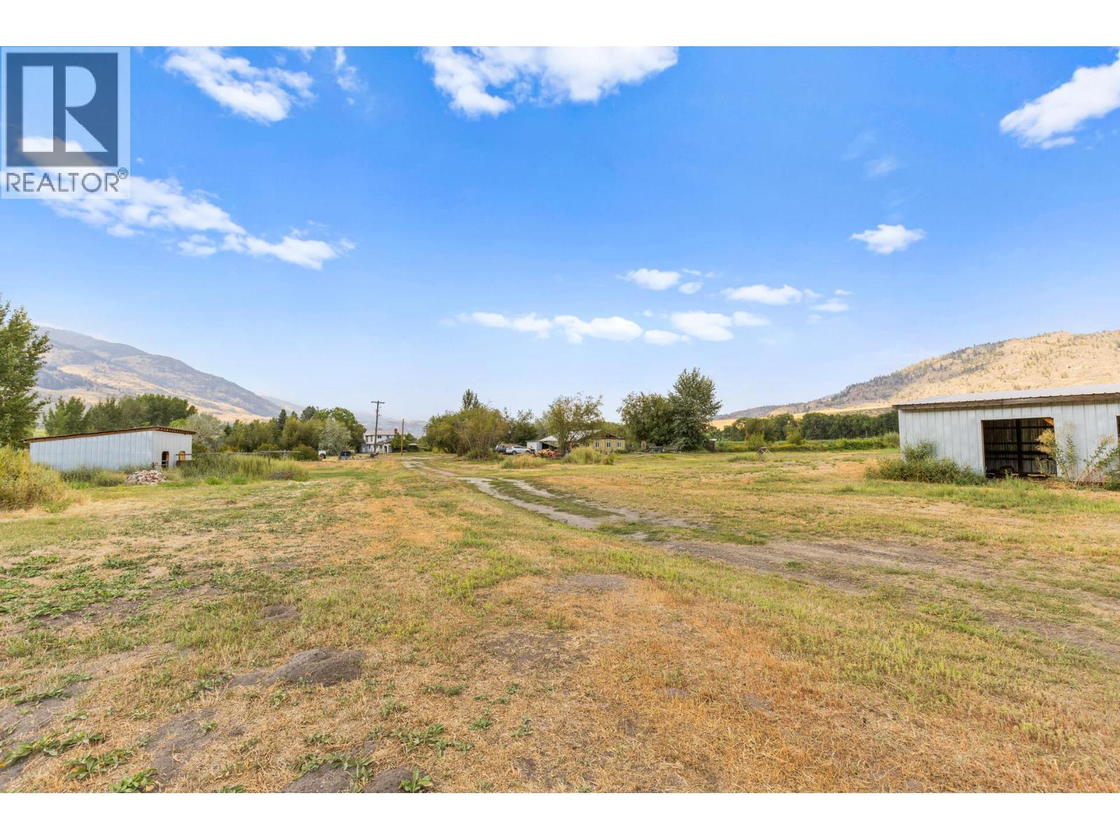 294 Road 18 Road. Oliver, British Columbia