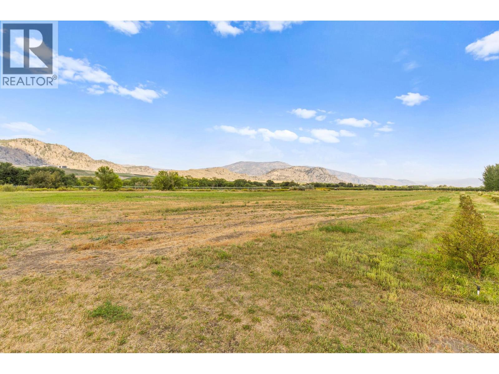 294 Road 18 Road. Oliver, British Columbia