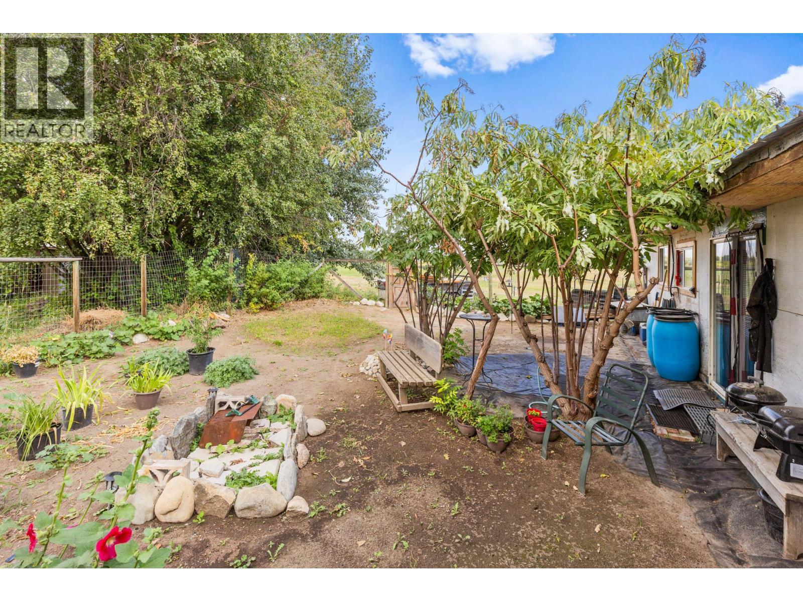 294 Road 18 Road. Oliver, British Columbia