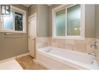 1581 20 Street Ne Unit# 36. Salmon Arm, British Columbia