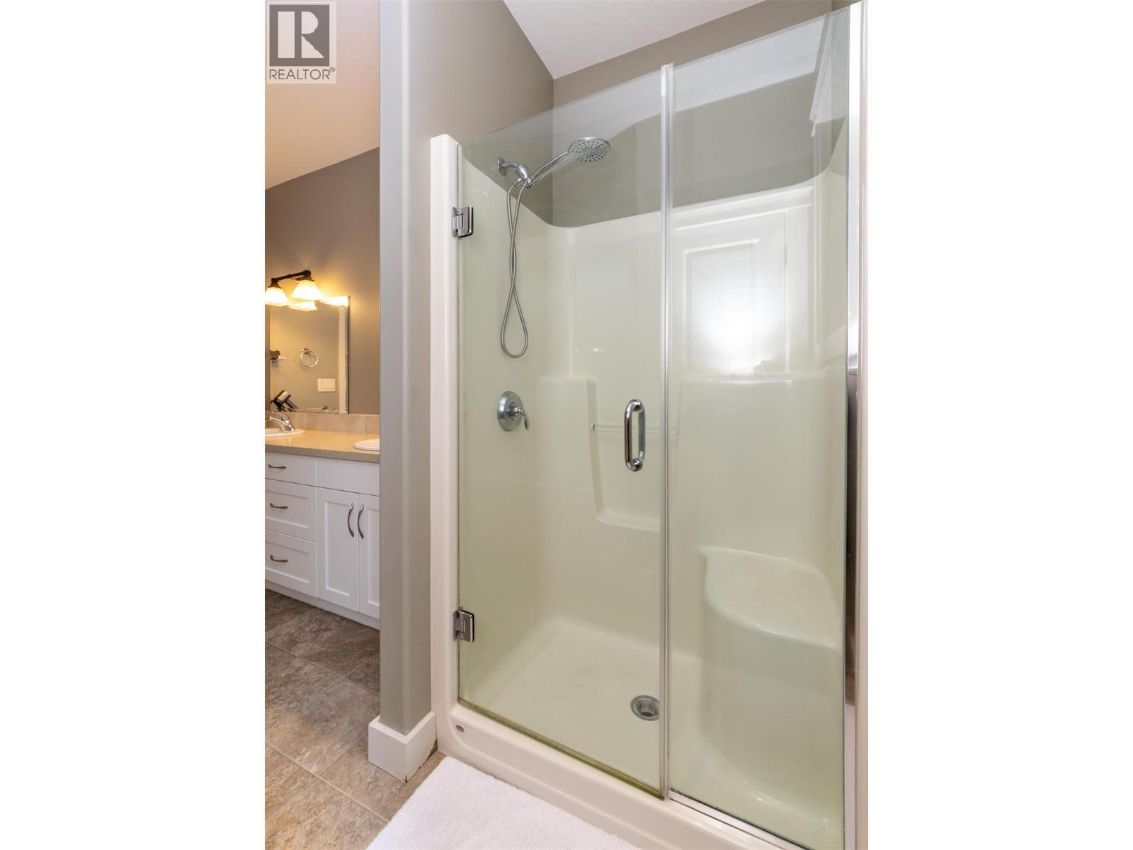 1581 20 Street Ne Unit# 36. Salmon Arm, British Columbia