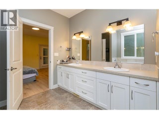 1581 20 Street Ne Unit# 36. Salmon Arm, British Columbia