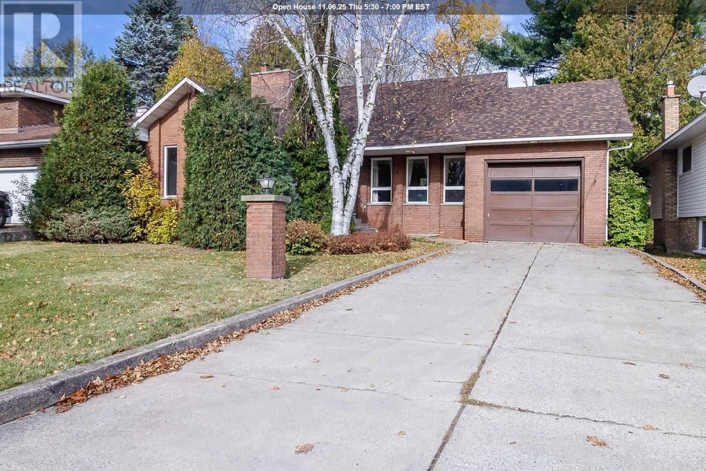 32 Ford Street, Sault Ste. Marie