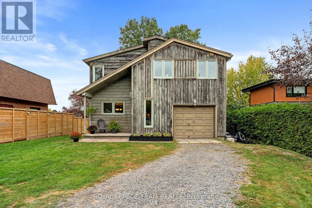 1119 Firefly Lane, Ottawa