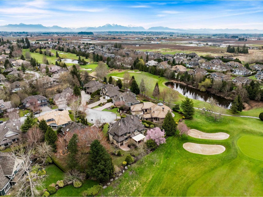 16358 Lincoln Woods Court, Surrey