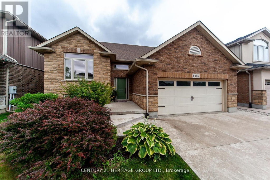 5826 Fiddlehead Lane, Niagara Falls (forestview)
