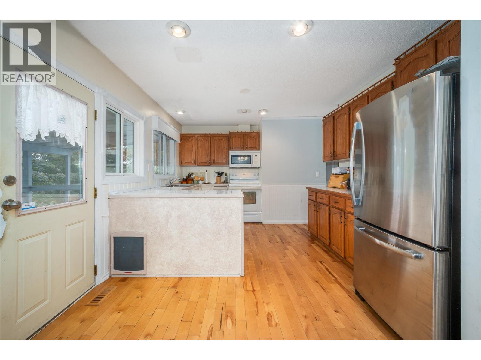 1012 33 Avenue. Vernon, British Columbia