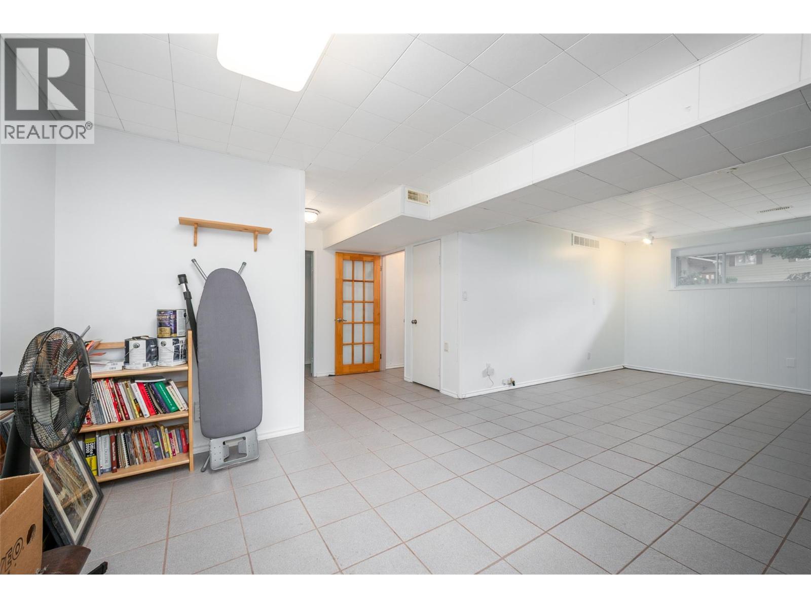 1012 33 Avenue. Vernon, British Columbia