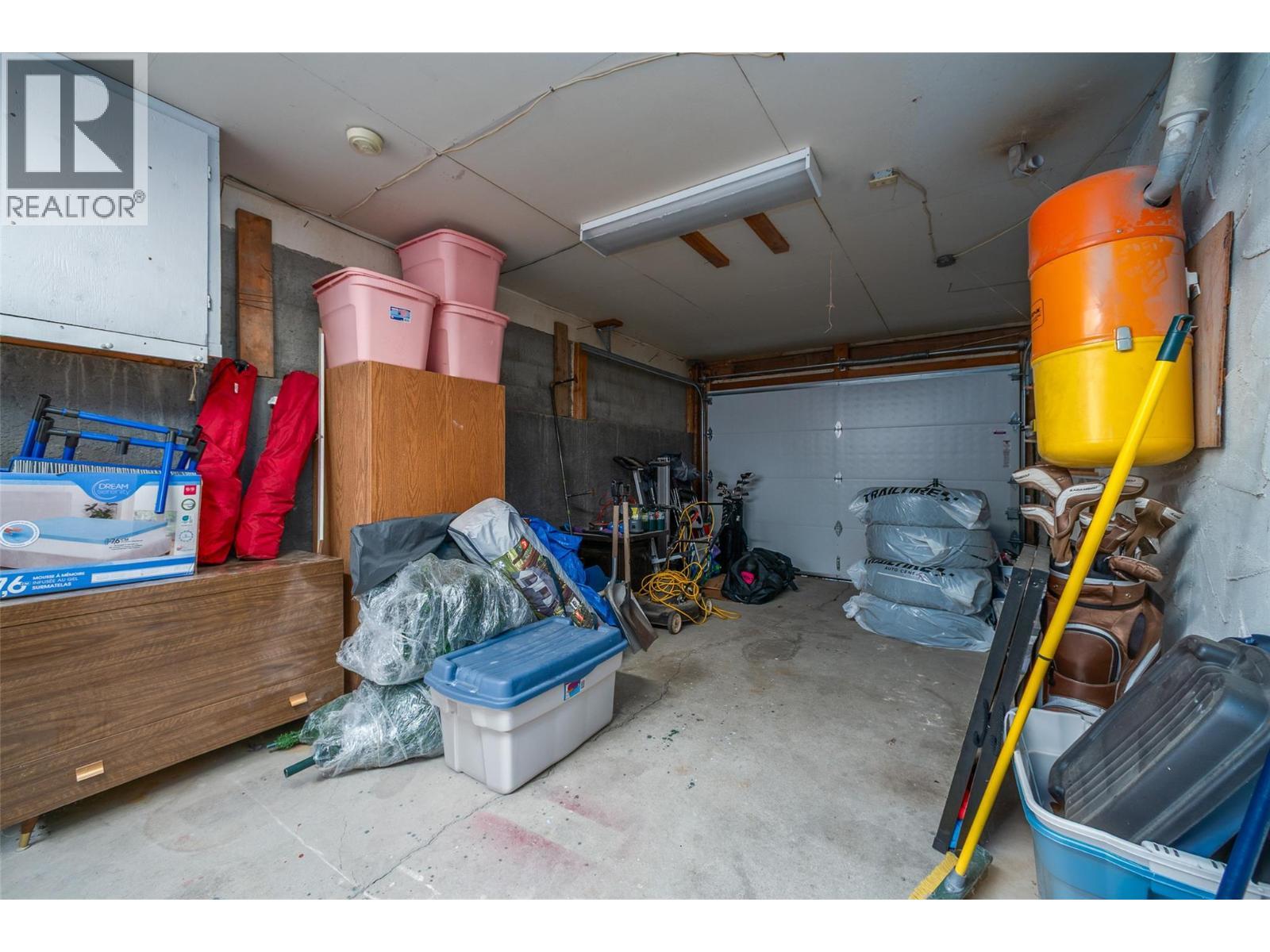 1012 33 Avenue. Vernon, British Columbia