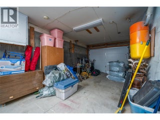 1012 33 Avenue. Vernon, British Columbia