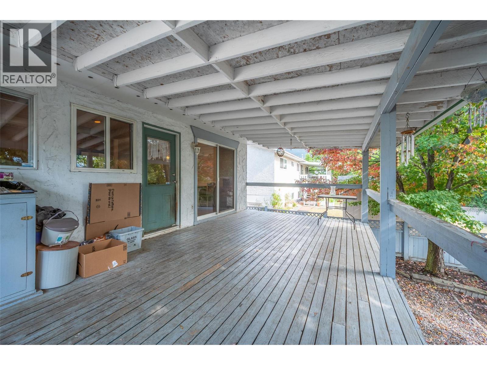 1012 33 Avenue. Vernon, British Columbia