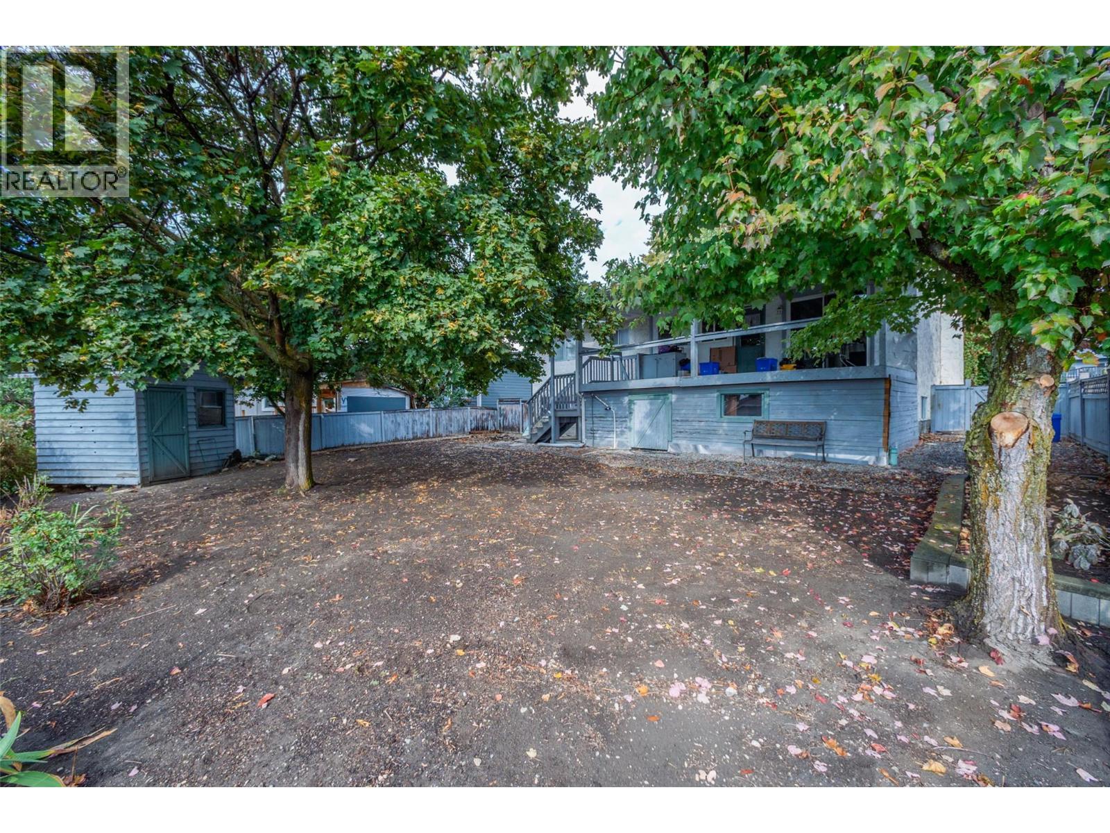 1012 33 Avenue. Vernon, British Columbia