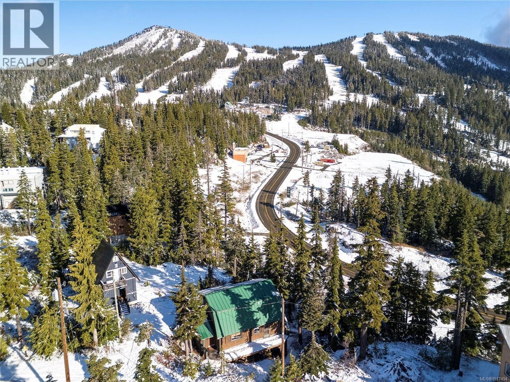 706 Glacier View Close, Courtenay