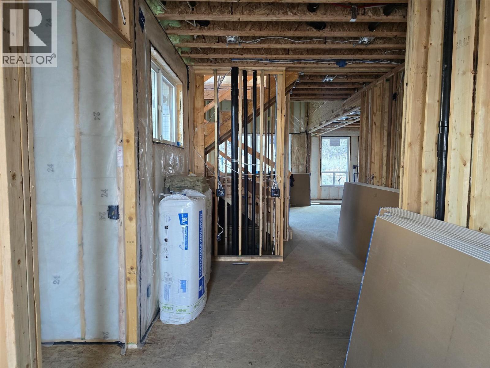 996 Bull Crescent. Kelowna, British Columbia