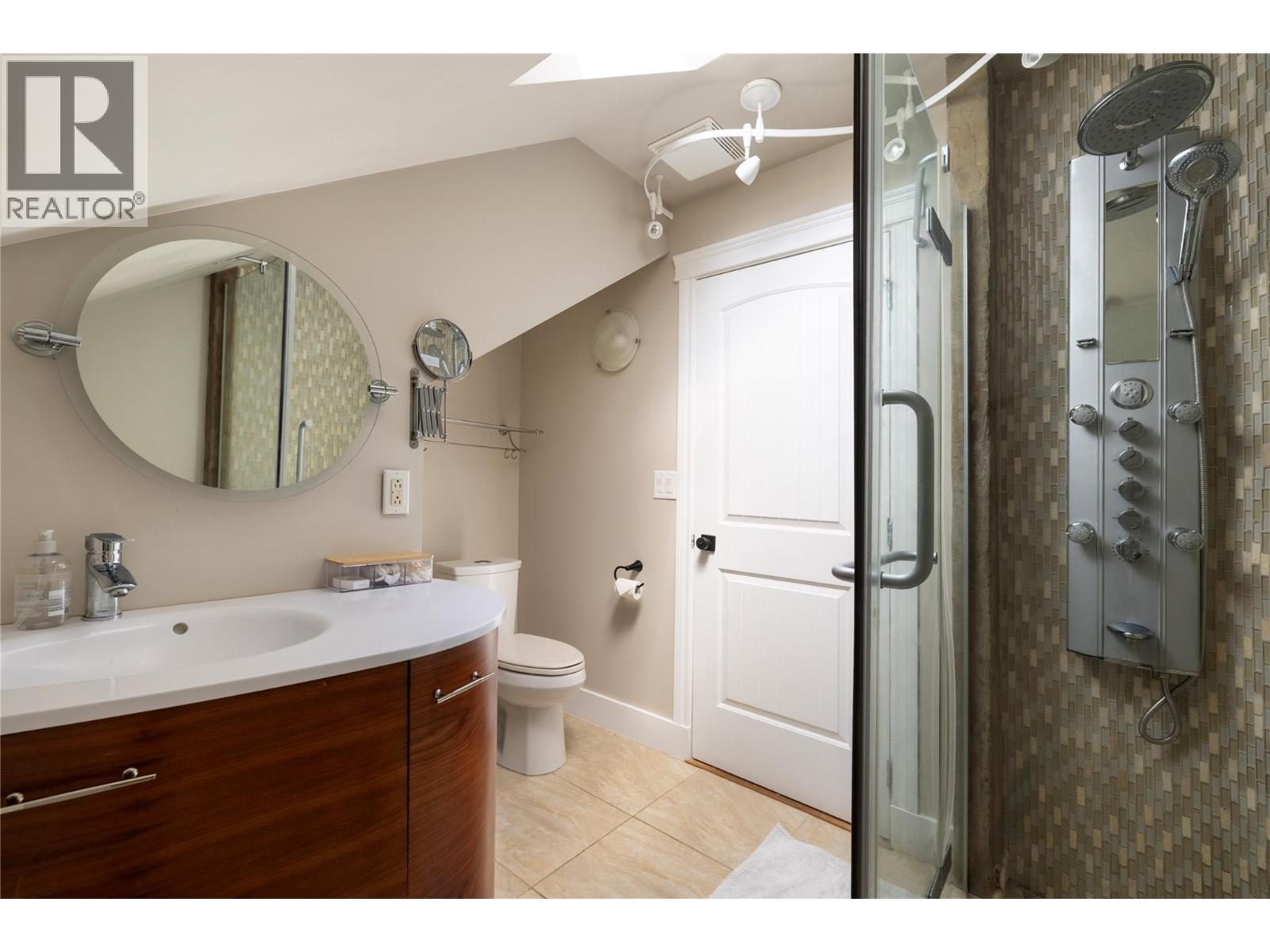 2100 32 Avenue. Vernon, British Columbia