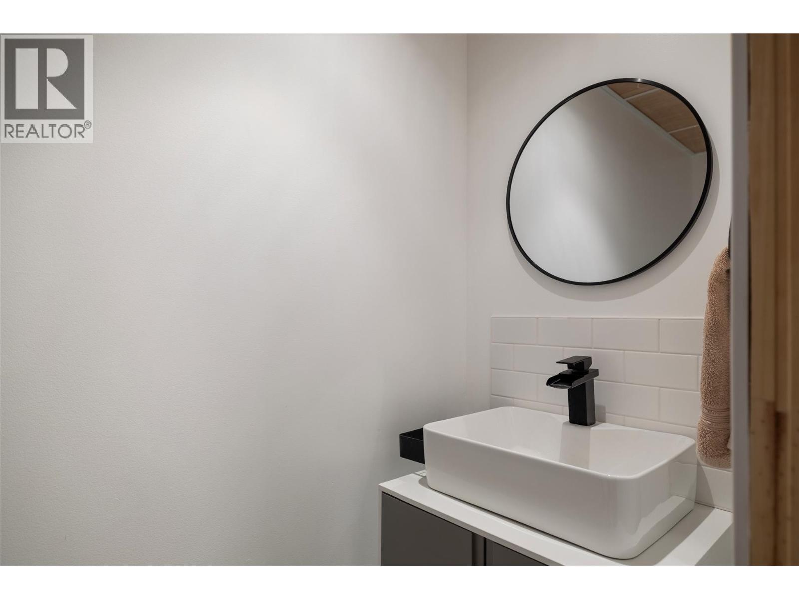 2100 32 Avenue. Vernon, British Columbia