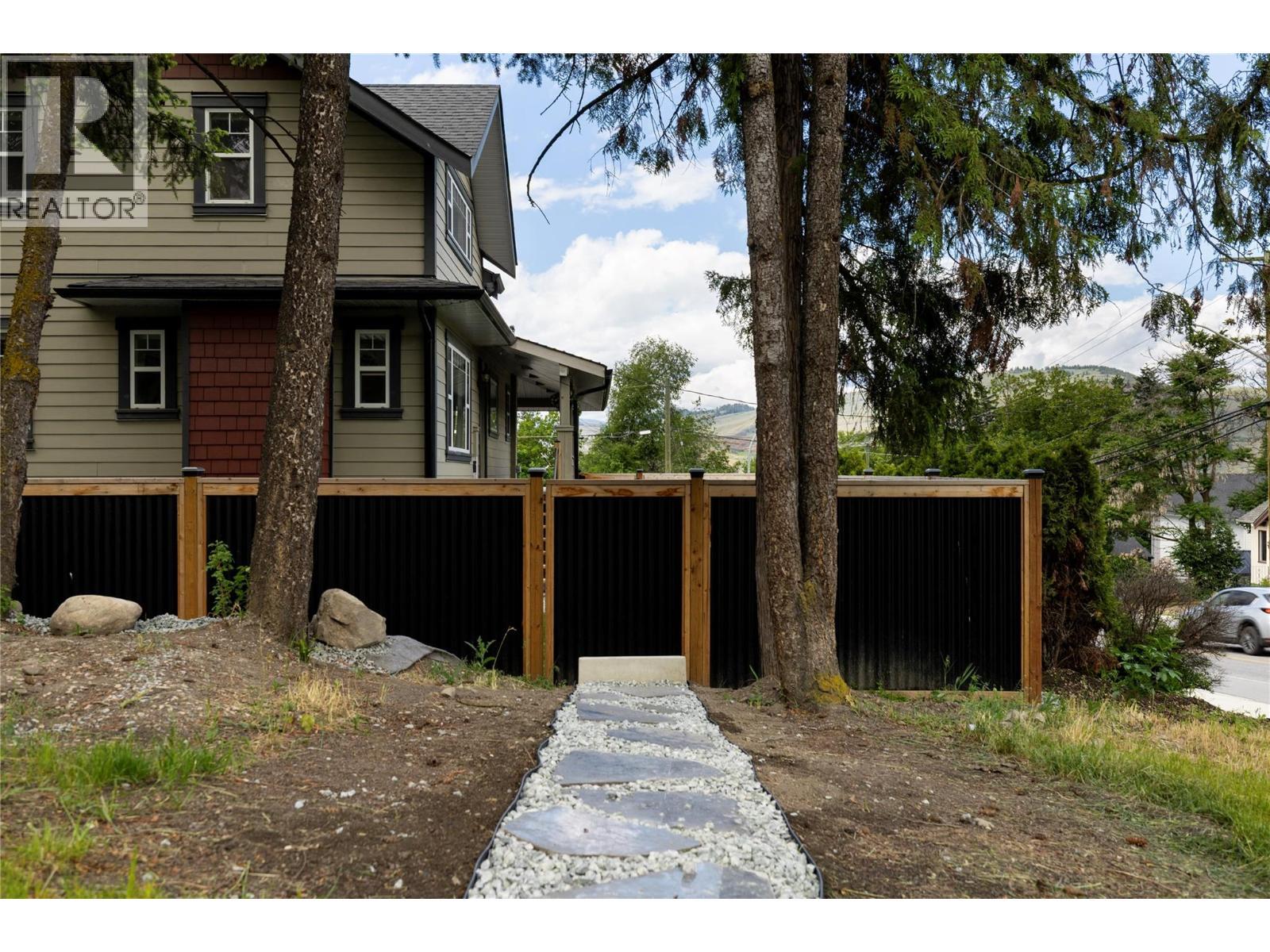 2100 32 Avenue. Vernon, British Columbia