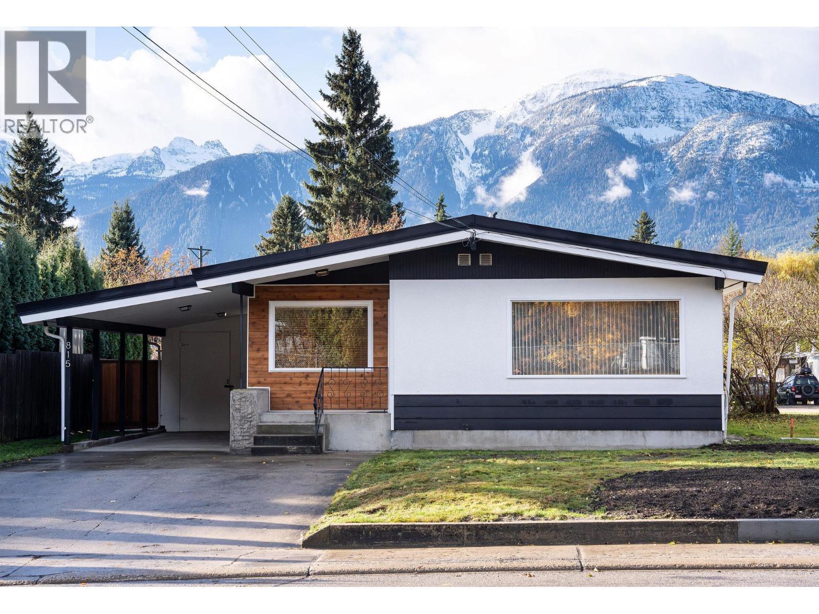 815 Fourth Street E. Revelstoke, British Columbia