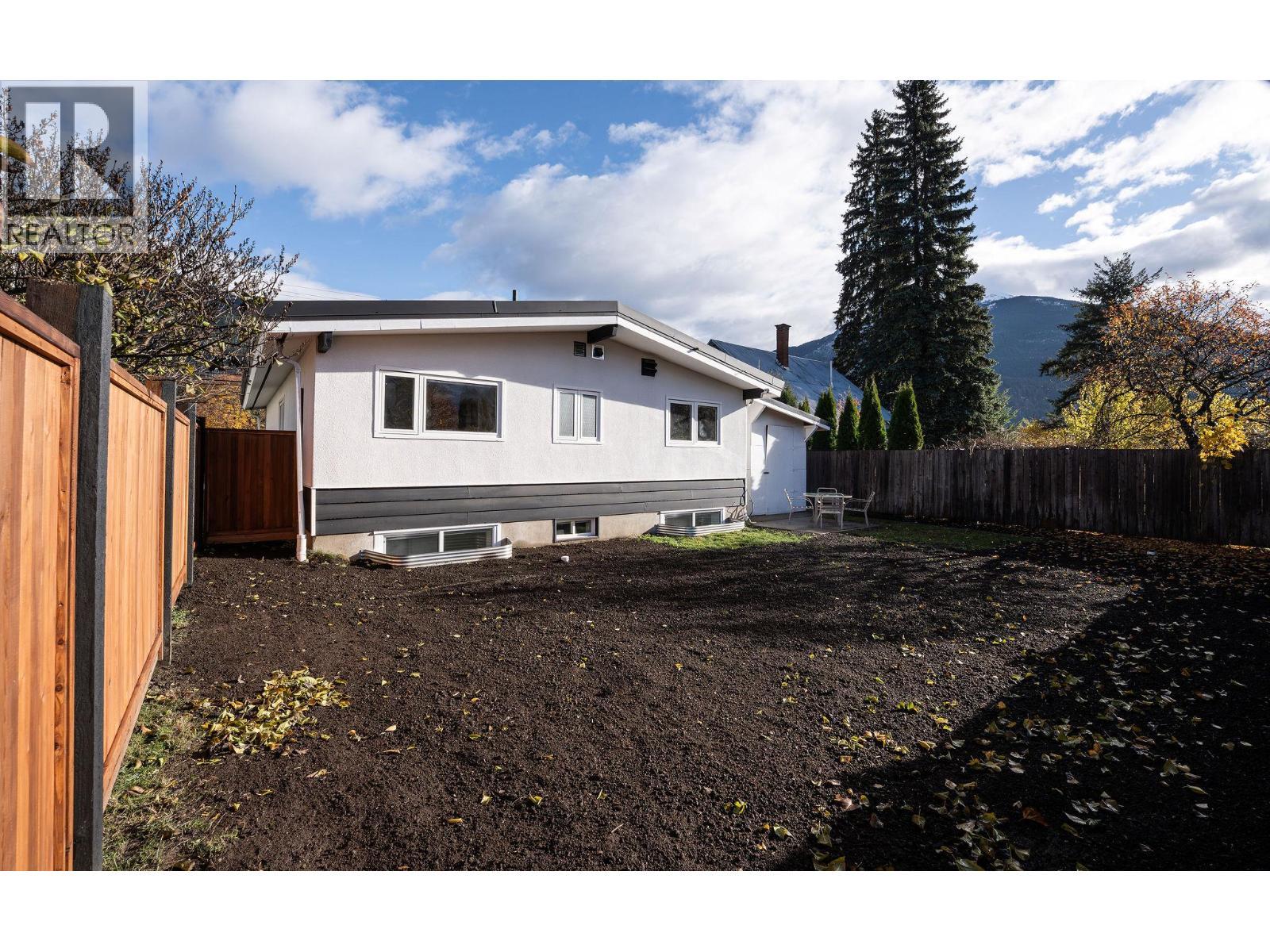 815 Fourth Street E. Revelstoke, British Columbia