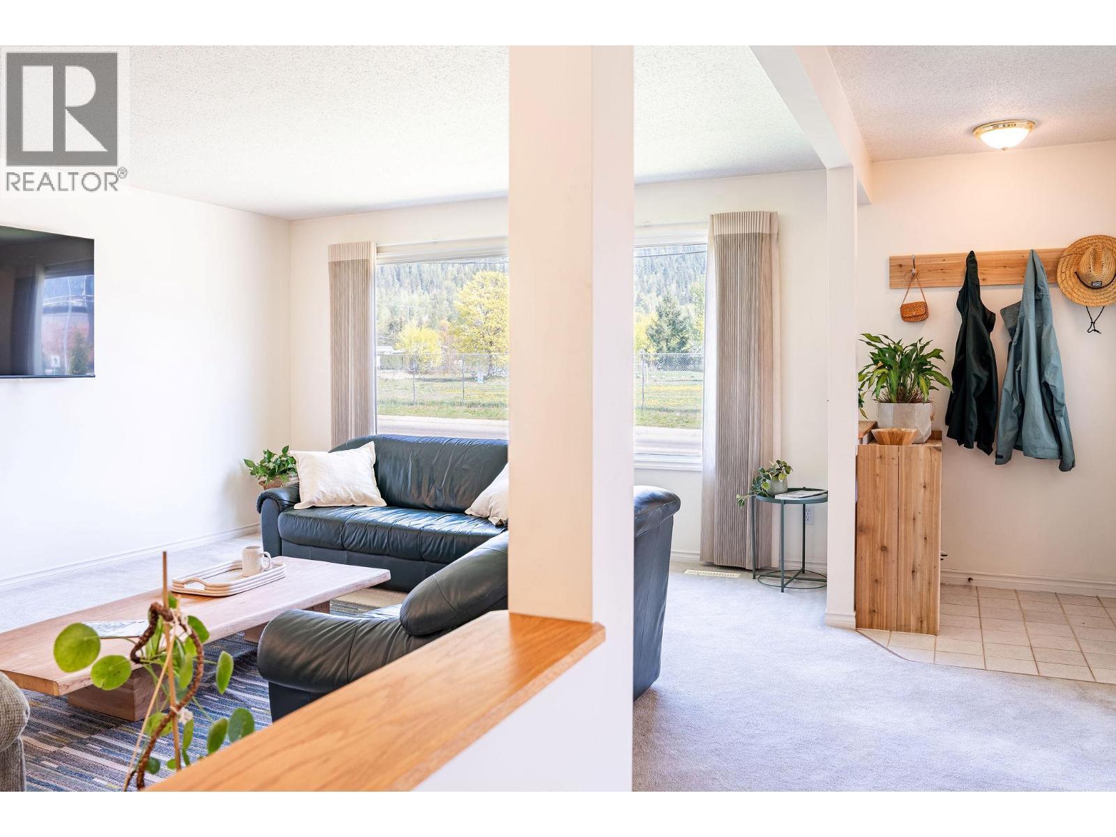 815 Fourth Street E. Revelstoke, British Columbia