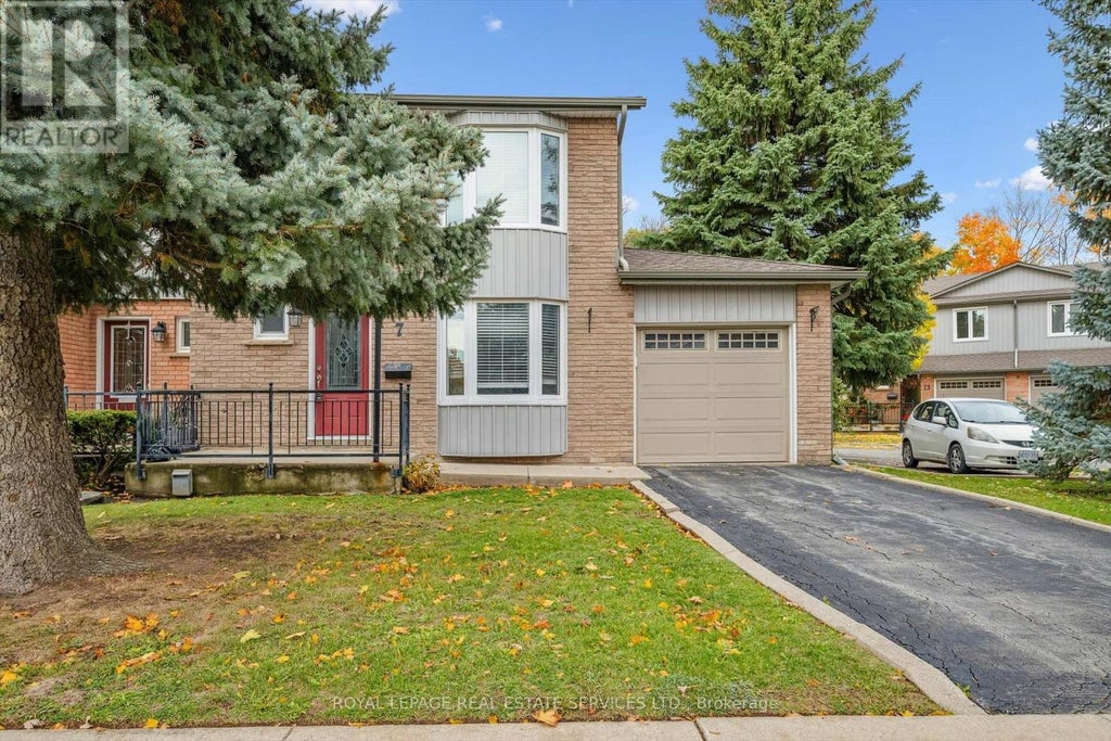 7 - 1241 Mccraney Street E, Oakville (cp College Park)