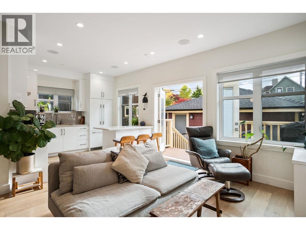 764 E 14th Avenue, Vancouver