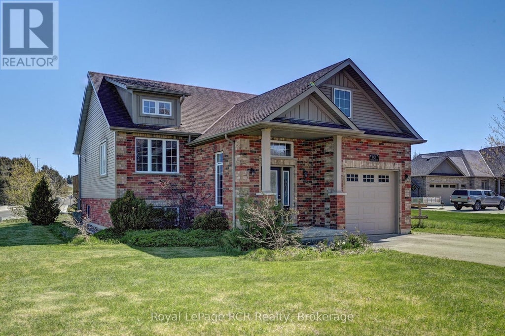 101 Douglas Street, West Grey