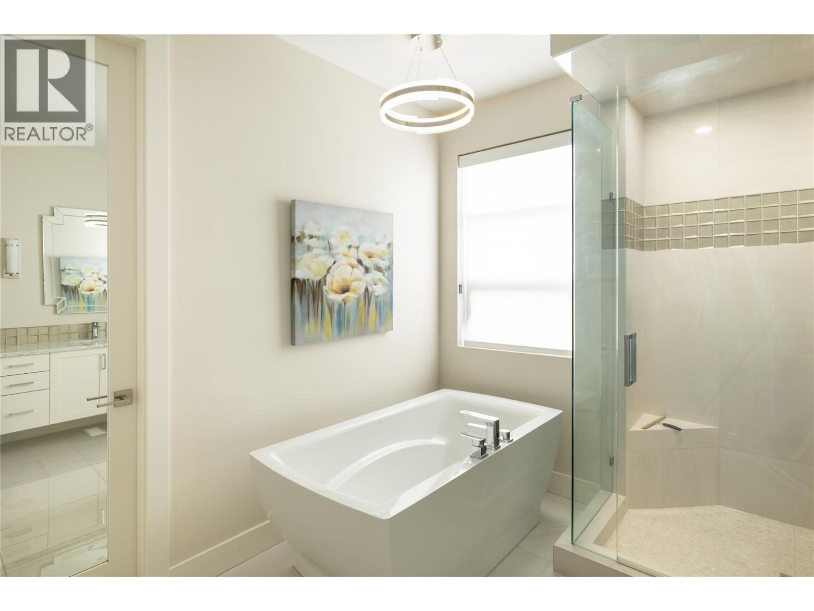 442 Redtail Court. Kelowna, British Columbia