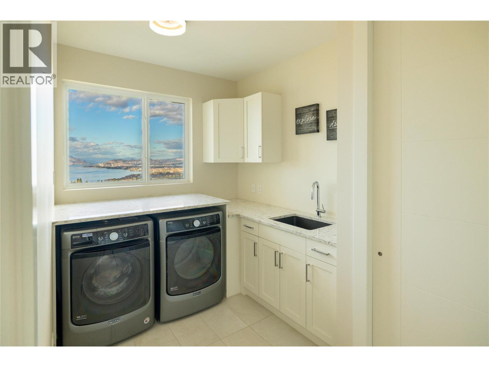 442 Redtail Court. Kelowna, British Columbia