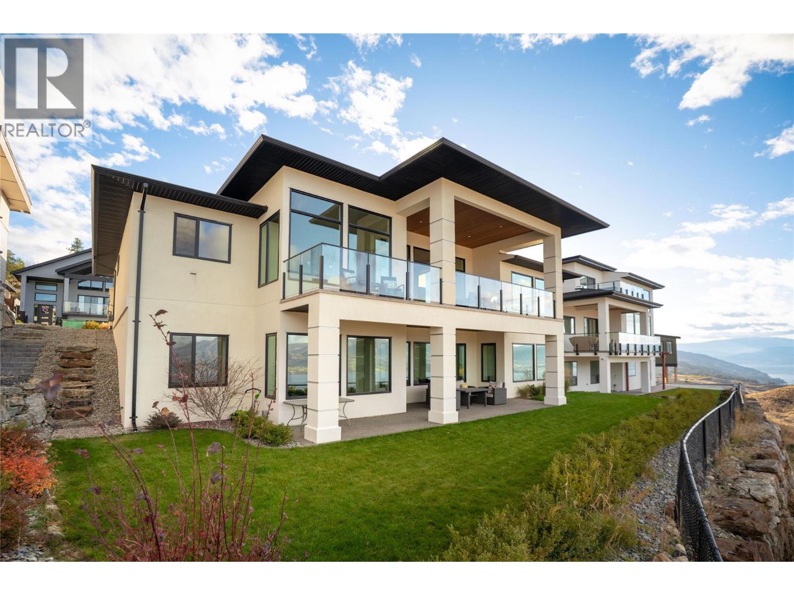 442 Redtail Court. Kelowna, British Columbia