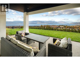 442 Redtail Court. Kelowna, British Columbia