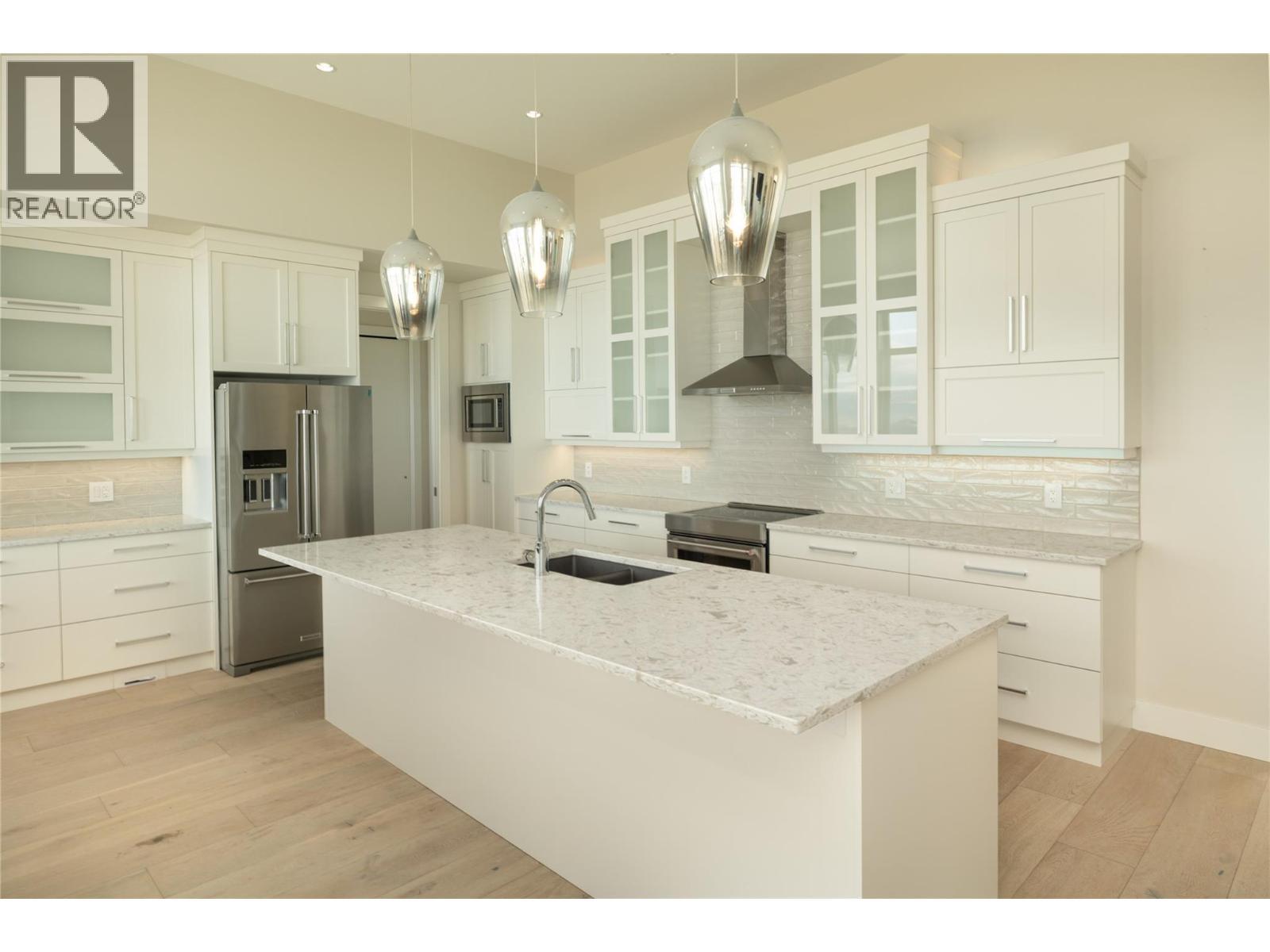 442 Redtail Court. Kelowna, British Columbia